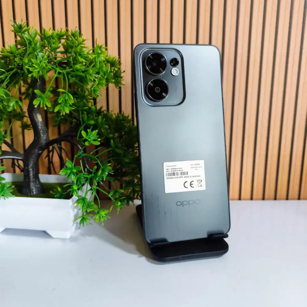 Oppo reno 13F 5G Ram 12/256 Hp dan charger mulus no minus