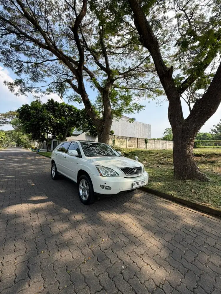 Toyota Harrier 2.4 L Prem Est 2011 Putih