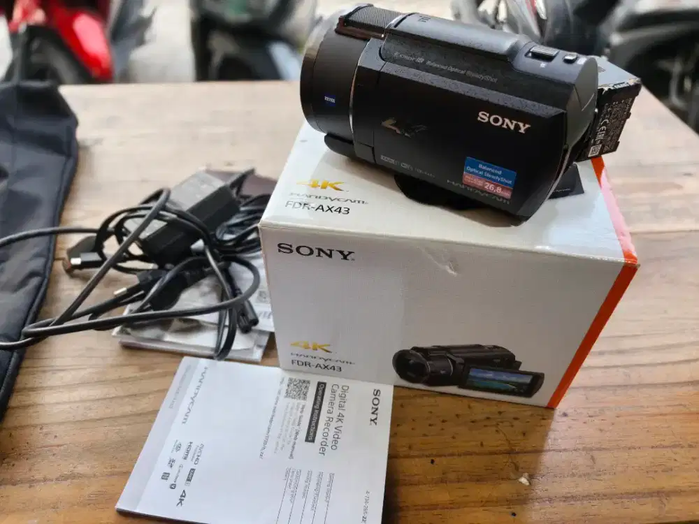 Handycam Sony FDR AX 43