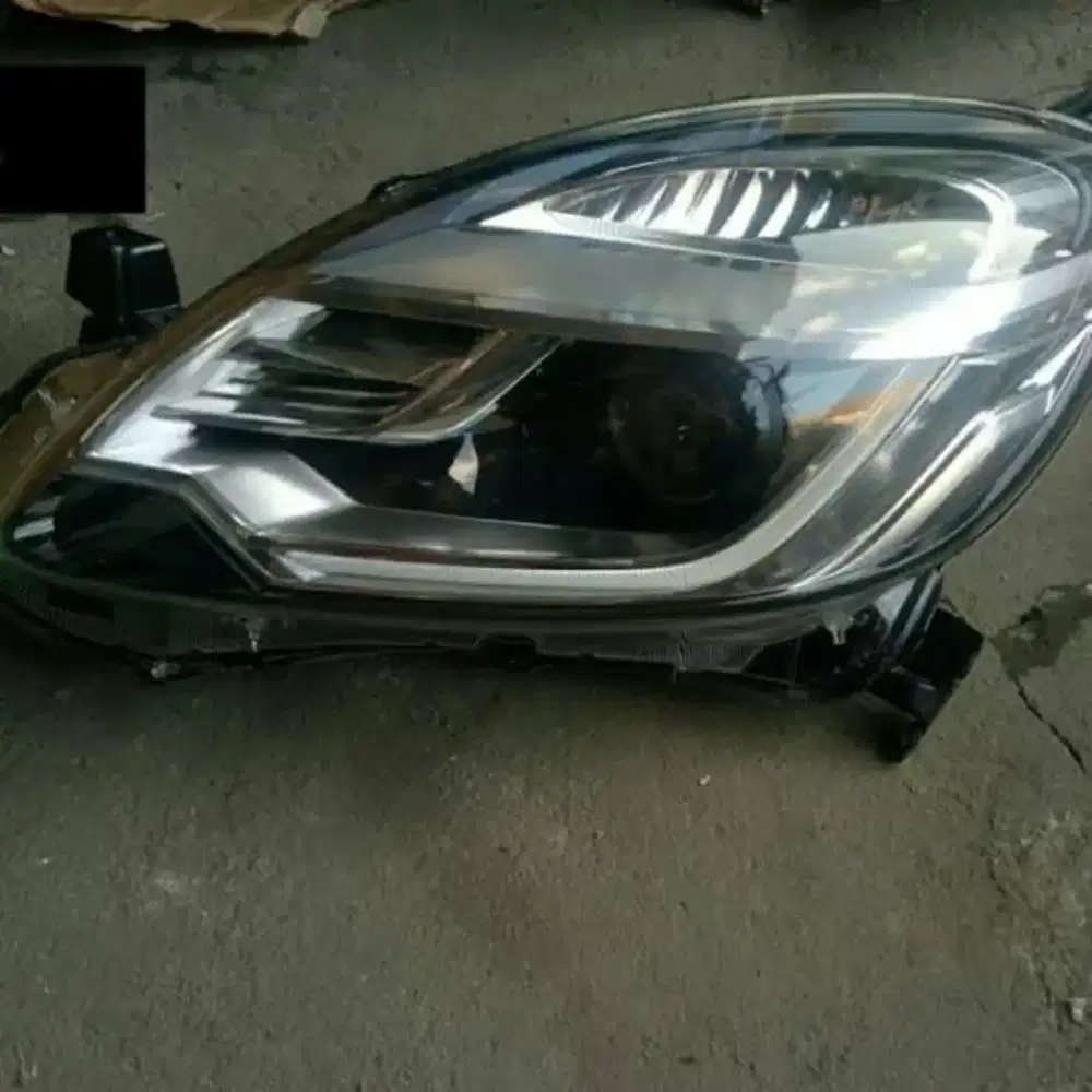 Jual headlamp mobilio RS 2014