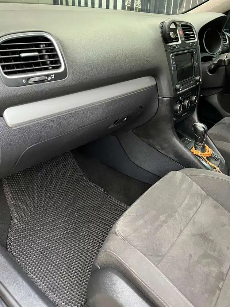 Volkswagen Golf 2011 Bensin