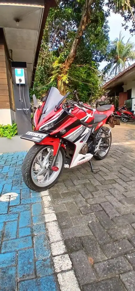Honda CBR 150 cc