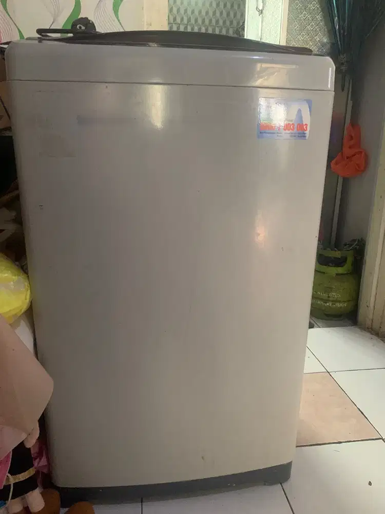 Mesin cuci aqua 10kg