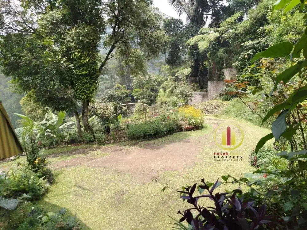 Tanah matang bonus bangunan villa di kolonel masturi lembang