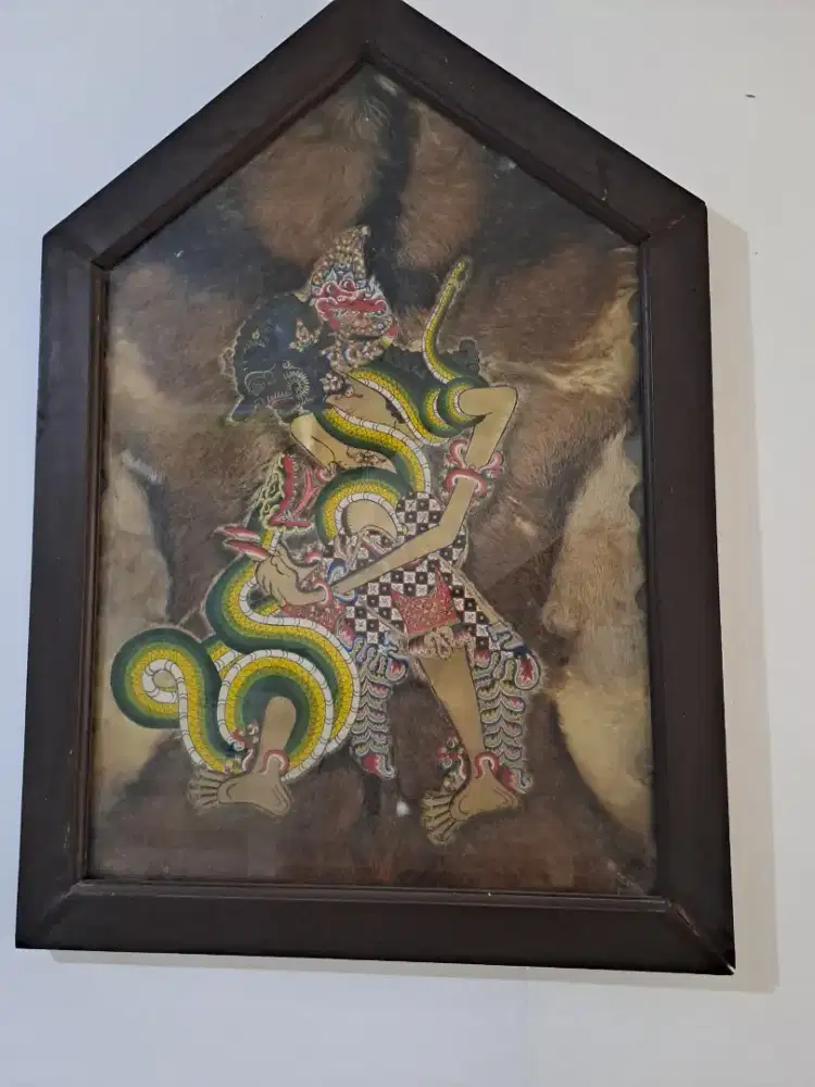 Pajangan dari kulit sapi