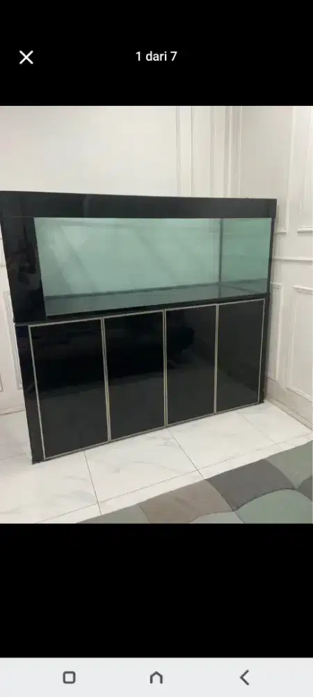 Aquarium jumbo hitam