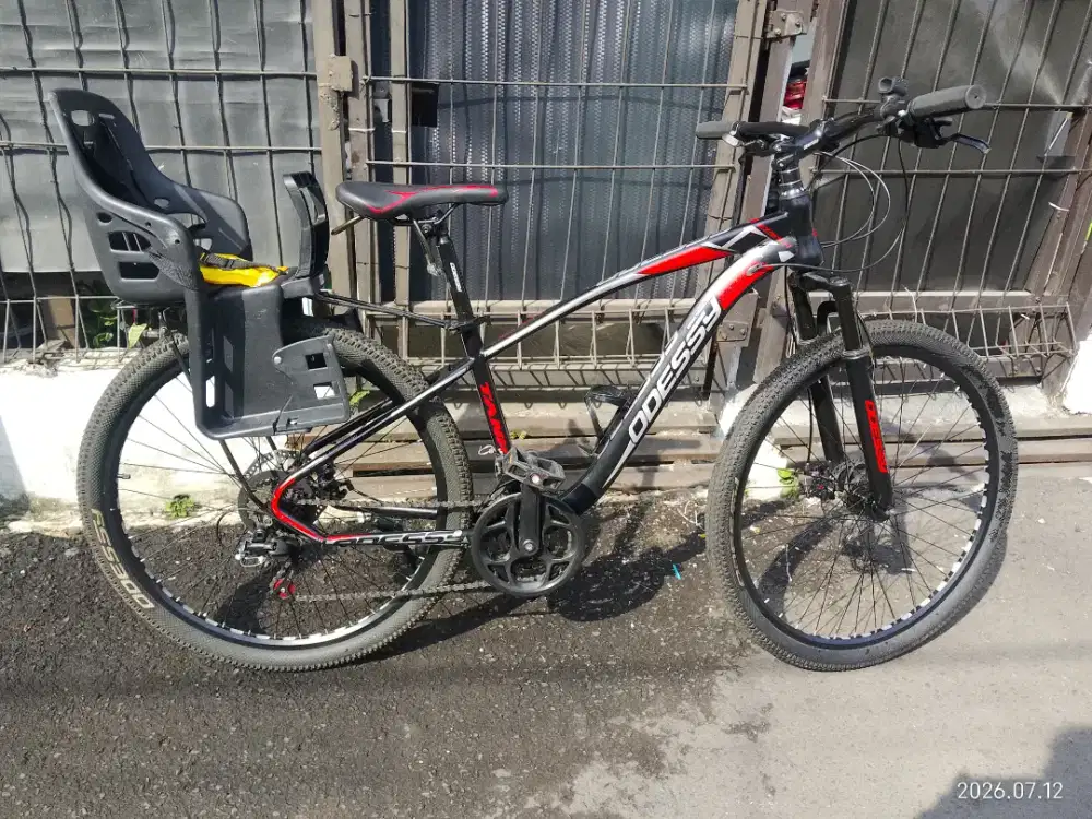 Sepeda gunung MTB ODDYSEY TANK 27.5. 7 speed