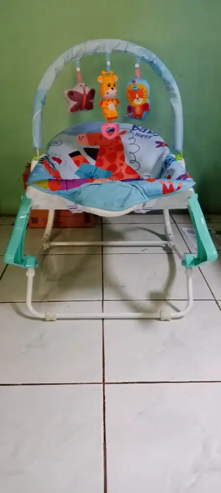 Bouncer atau kursi goyang