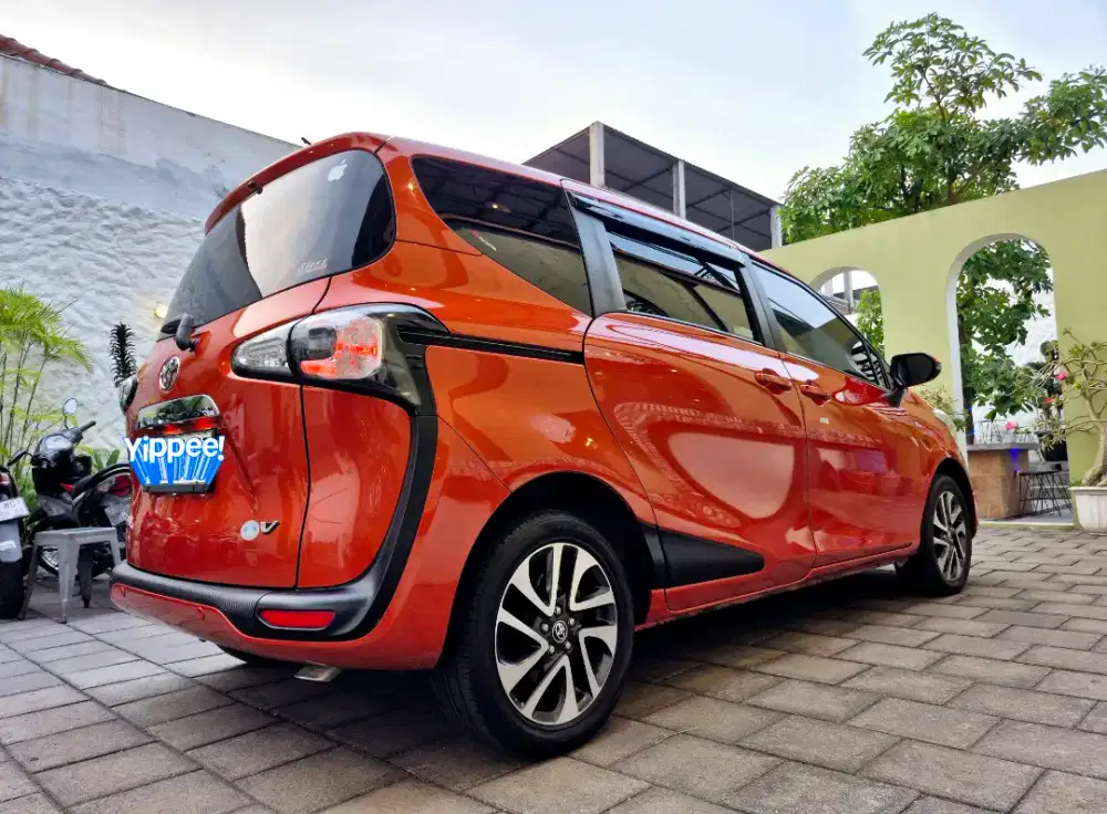 Sienta v 2016 km60rb 99%oricat