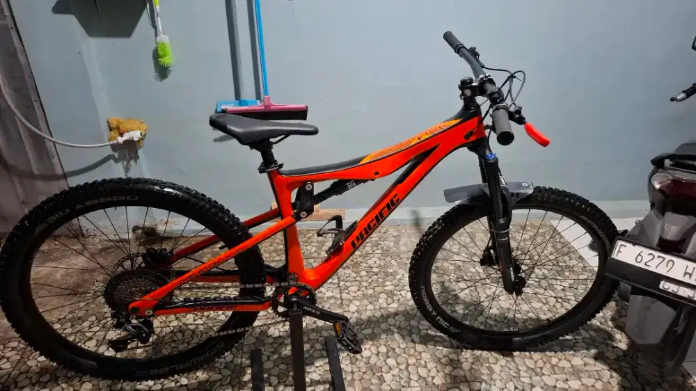 SEPEDA PACIFIC SKELETON LX 1.0