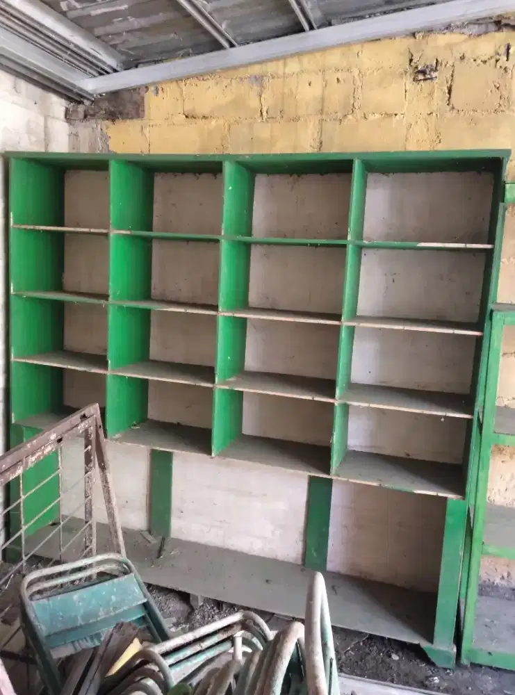 Obral! Rak Kayu Tebal Banyak Sekat (Beli 900k, Jual 400k Aja)