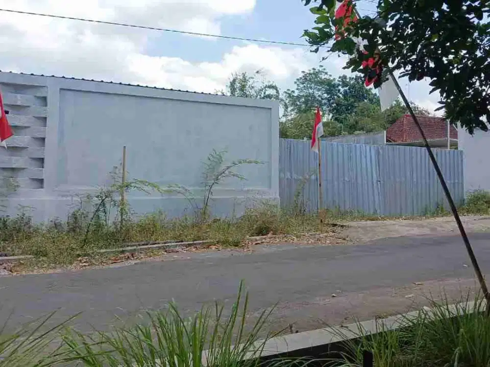 Tanah strategis kawasan kuliner dan perumahan dekat pasar Gentan jl Kaliurang km 10 Ngaglik Sleman