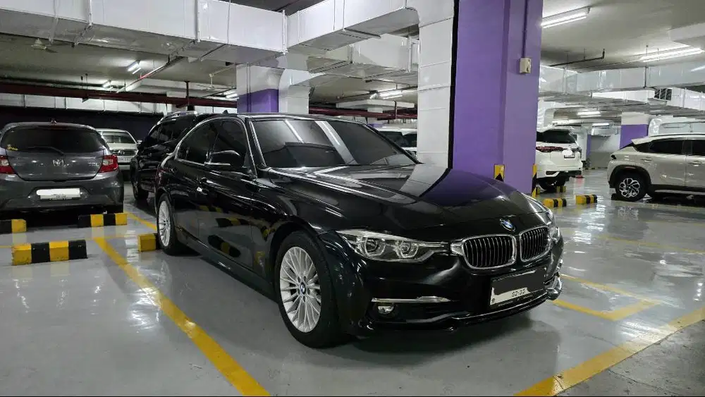 BMW 320i F30 Luxury LCI 2019