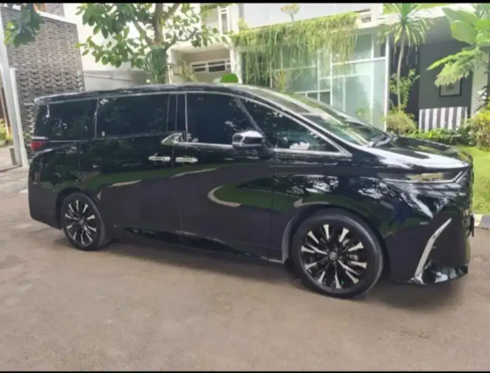 Mencari lowongan kerja driver pribadi