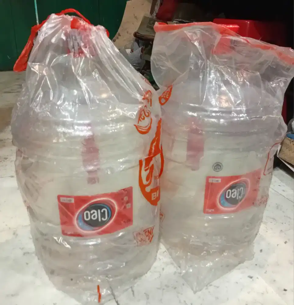 Galon kosong cleo