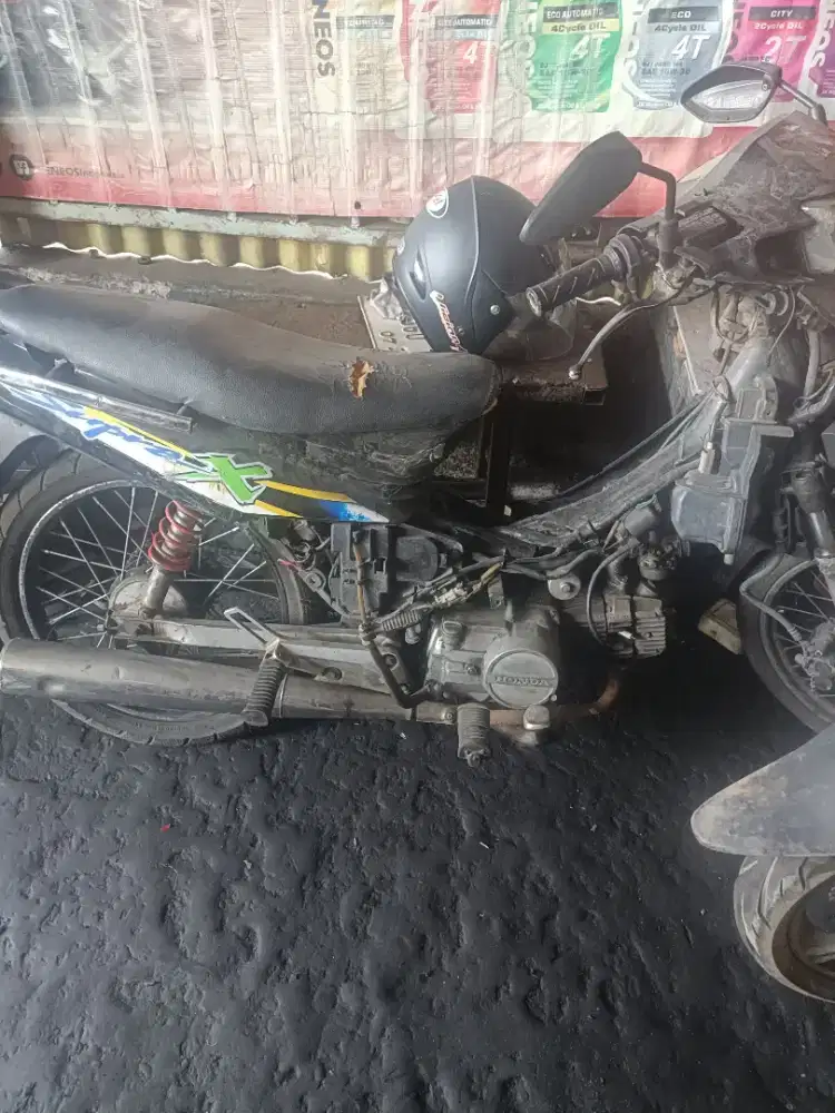 supra x 100cc...motor asli jepang