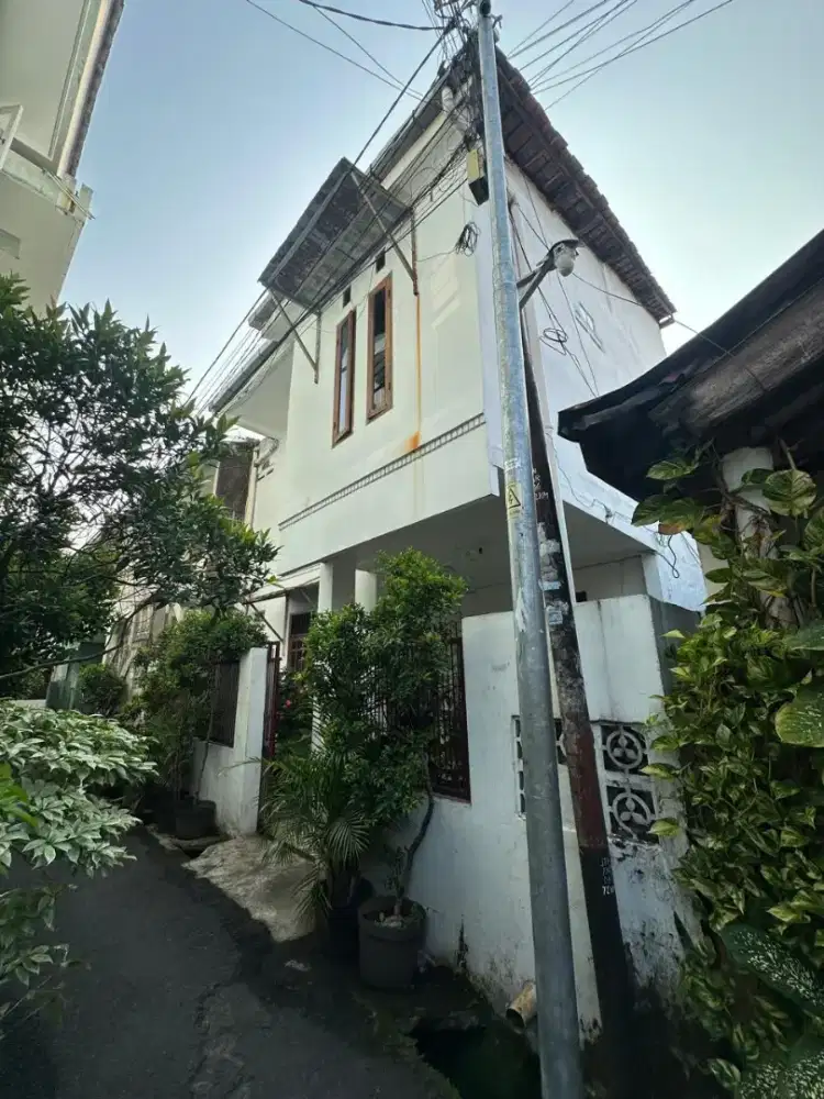 Dijual Rumah Pribadi Bonus Furniture