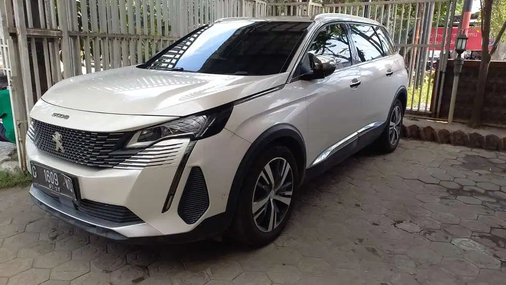 Peugeot 5008 2021 Bensin