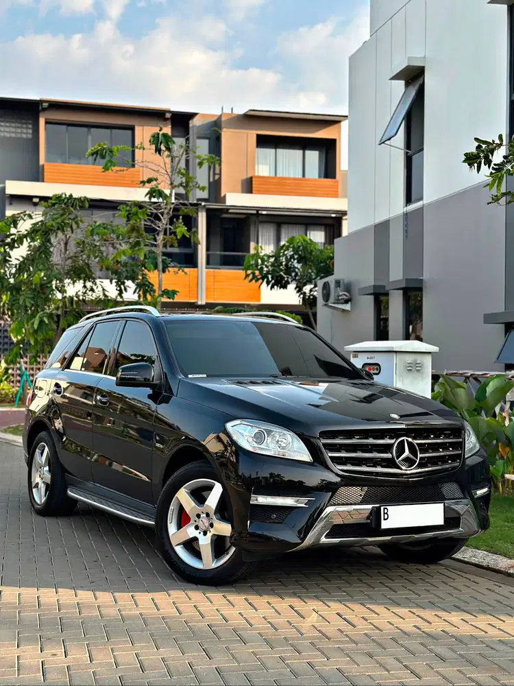 Mercedes Benz ML350 2012⁣⁣ Black hitam ML-350 SUNROOF 2011 mercy 2013