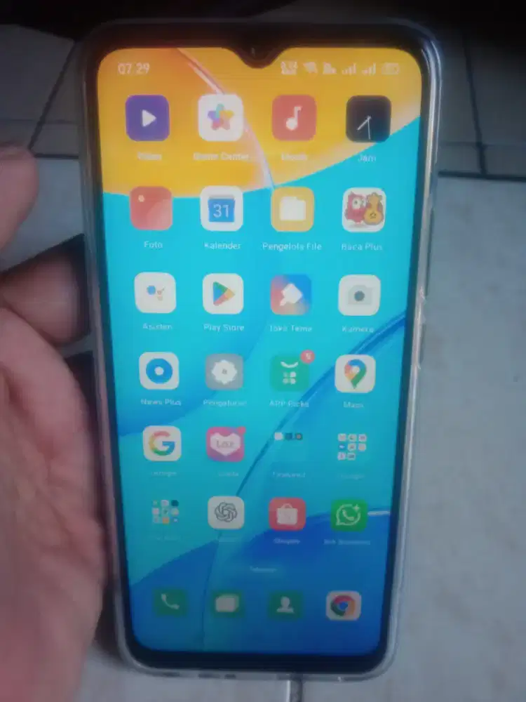 oppo A15s ram 4/64 normal mulus tinggal pake aja masih bawaan 750k