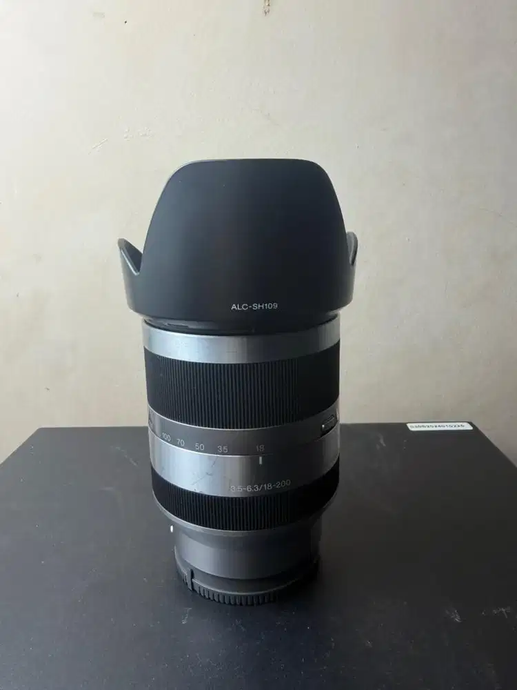Lensa Sony E 18-200mm Oss Lancar jaya