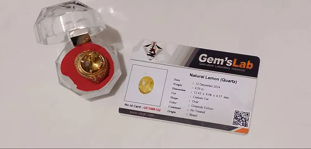 Cincin batu lemon