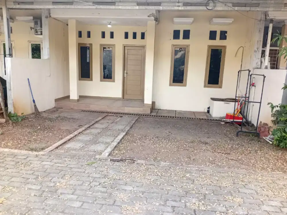 Disewakan Rumah Per Tahun