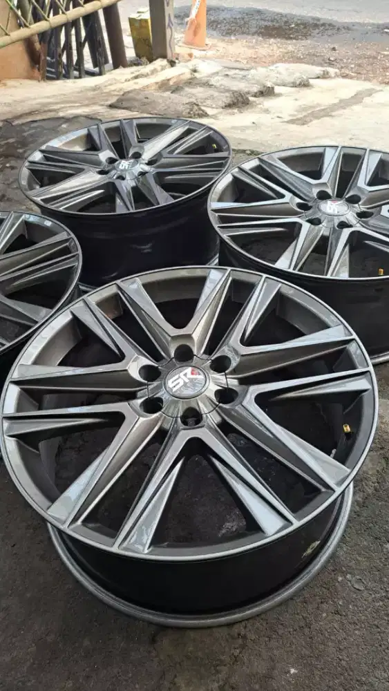 Velg ring 22 for land cruiser hilux double fortuner pajero triton