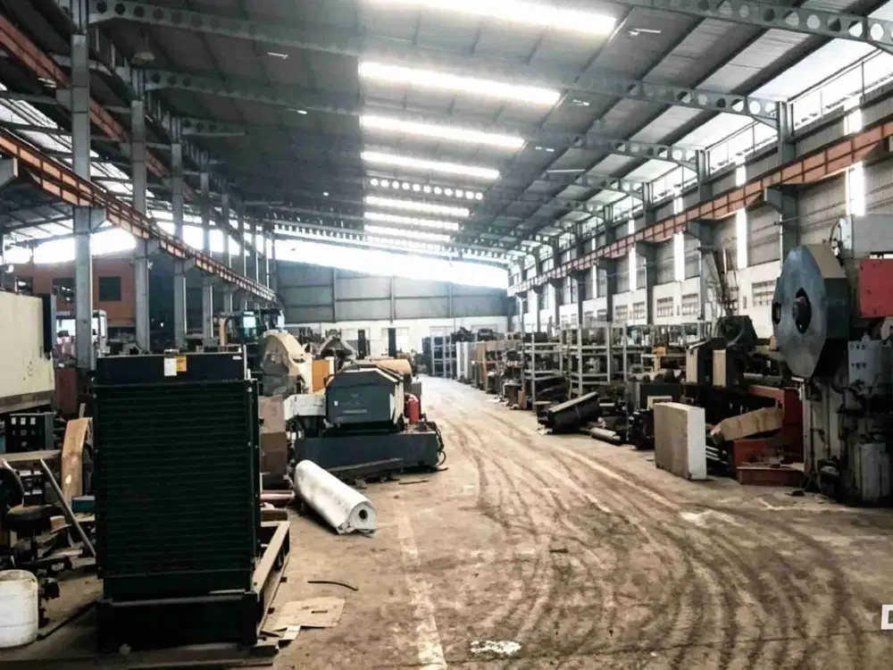 Dijual Pabrik Area' Nyundai LT 12.778 mtr Posisinya Hook Lippo Cikarang