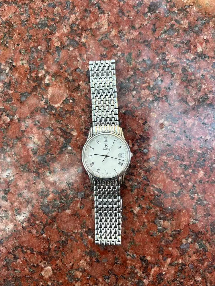 Jam tangan B Swiss Vintage