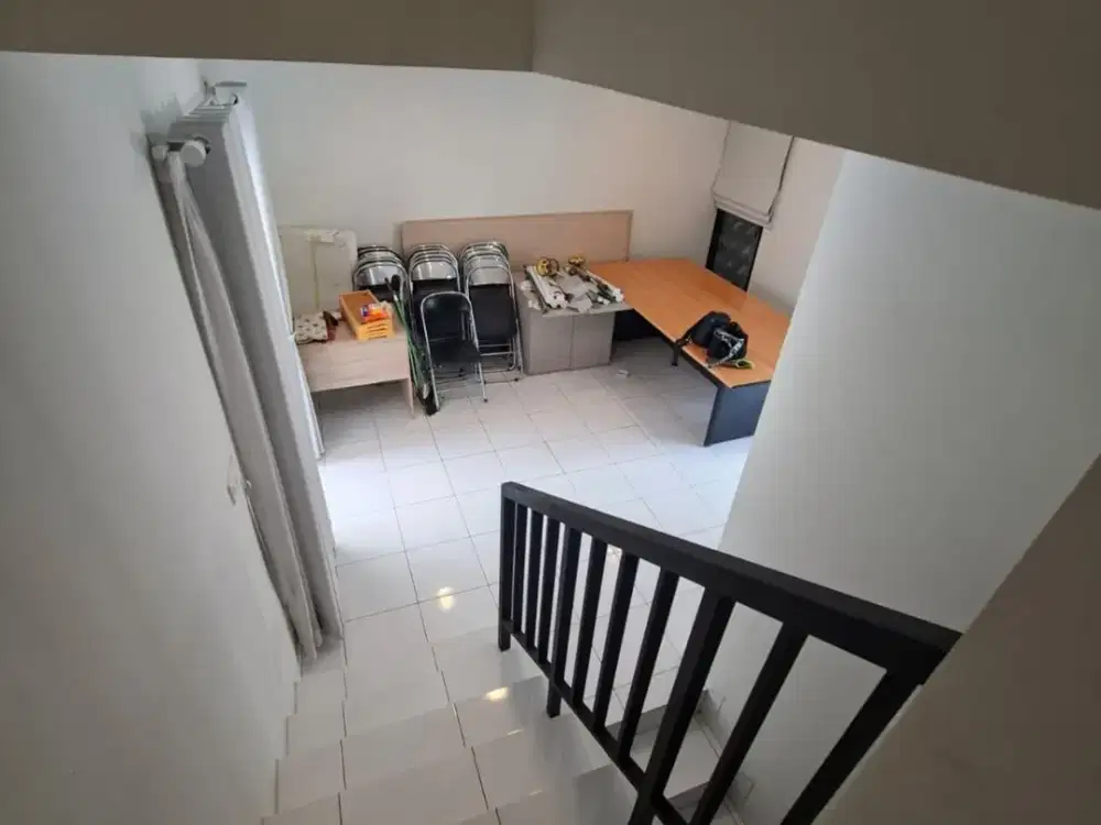 Disewakan Rumah Nyaman Asri Siap Huni Lokasi di Summarecon Cluster Dayana Bandung
