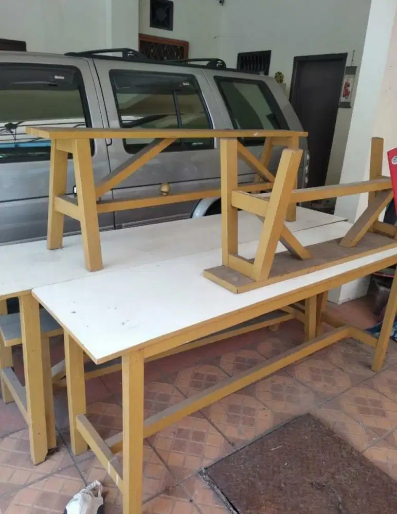 Meja dagang buat makan