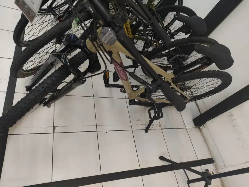 Sepeda Polygon Heist X 5 Proses Cepat