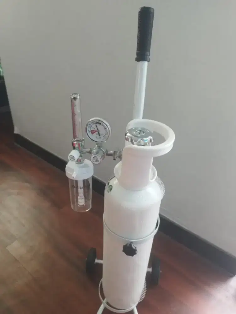 Tabung oksigen 5 kg isi ada siap pakai + include dudukan