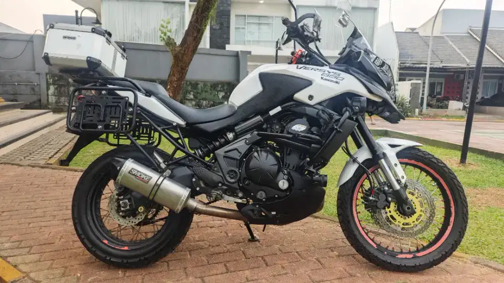 Dijual Versys 650 tahun 2013 Putih