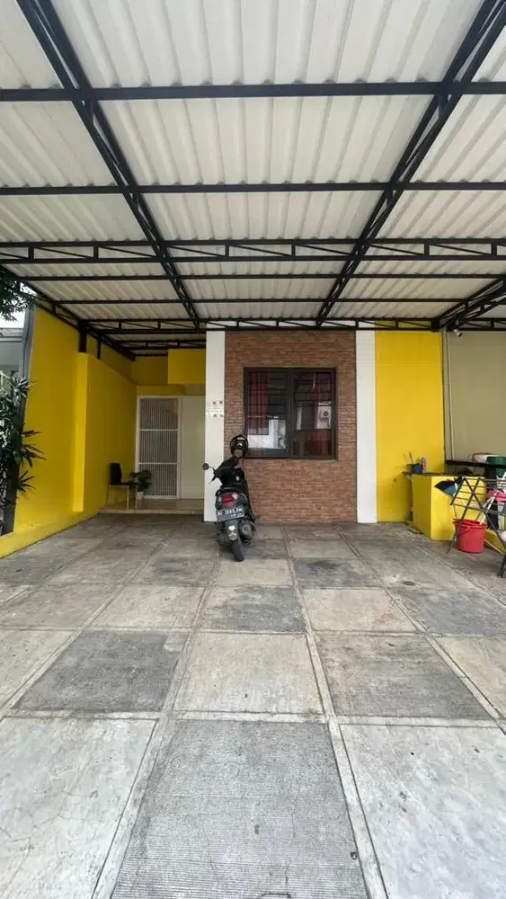 Rumah kost berada di cluster khusus untuk rumah kost