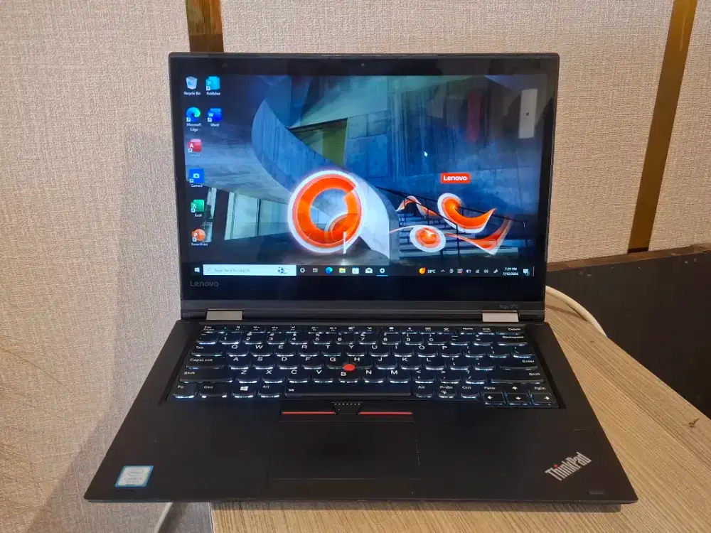 Laptop Lenovo Thinkpad Yoga 370,Intel Core I5 Gen 7,Ram 8/256 gb