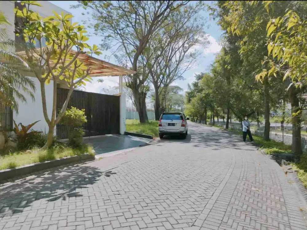 Dijual via lelang rumah di Citraland bukit golf M2/3 Surabaya