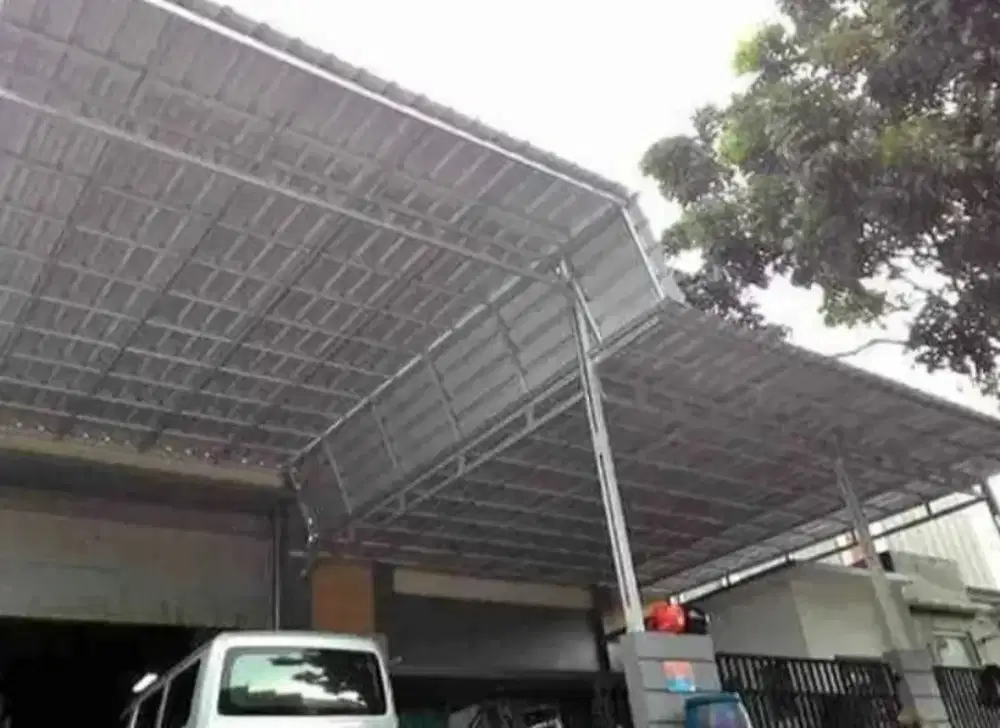 TukanG Atap Rmh .Buat kanOvi bajaringan