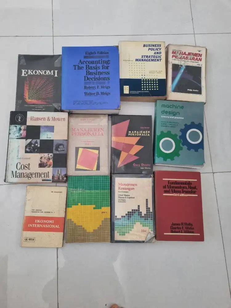 Buku fakultas ekonomi