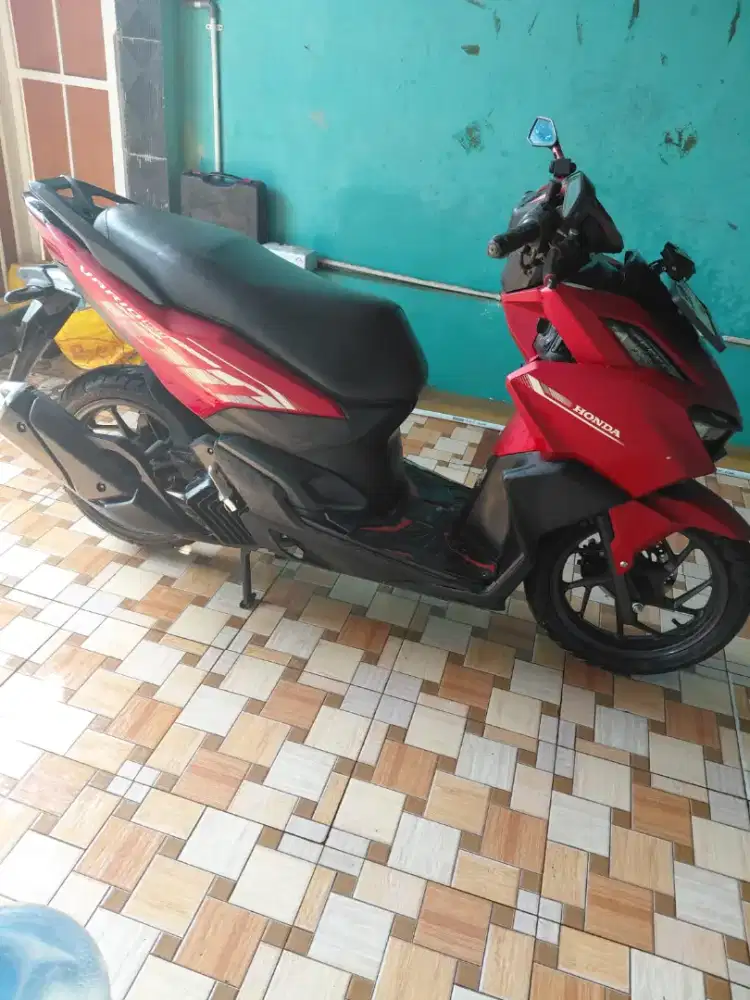 Jual cepat honda vario 160 pemakaian pribadi