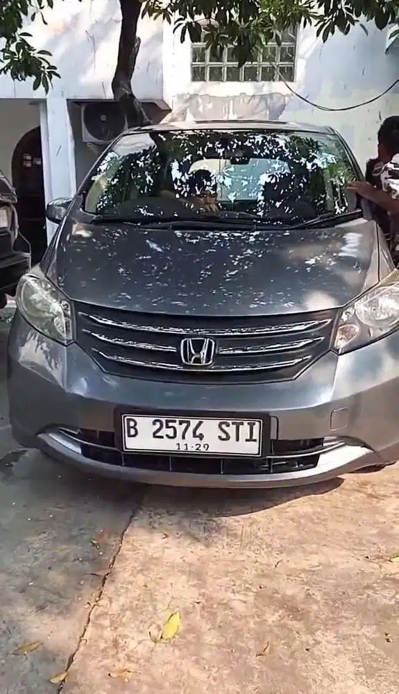 Honda Freed 2009 Bensin