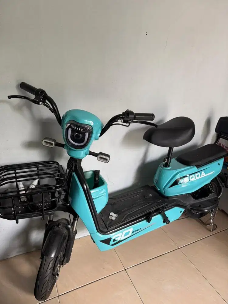 Sepeda listrik merk goda