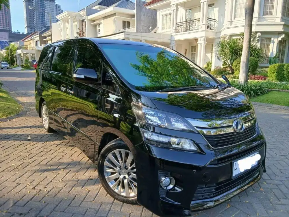 Toyota Vellfire Golden Eyes II ( Special Edition ) 2014/2013