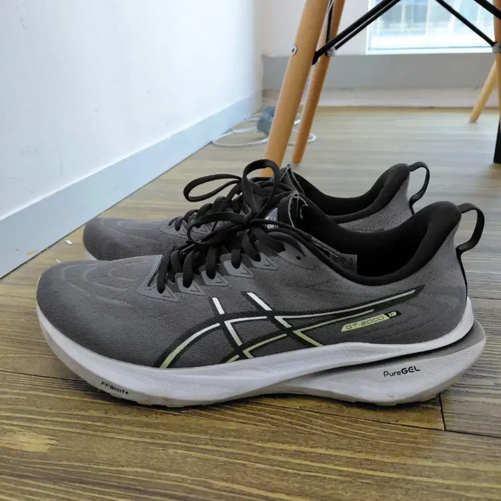 Sepatu Asics GT-2000 13 Size 46.5 Men Carbon Original Running 46,5