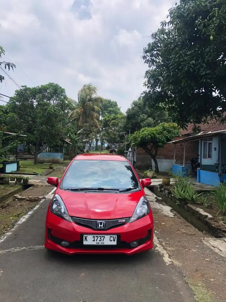 Honda Jazz Rs AT 2013 Merah