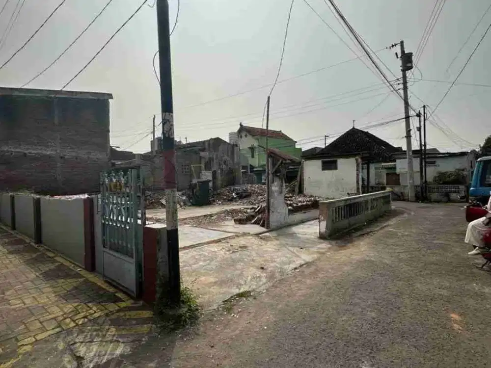 Tanah pekarangan dekat balaikota Miliran Umbulharjo