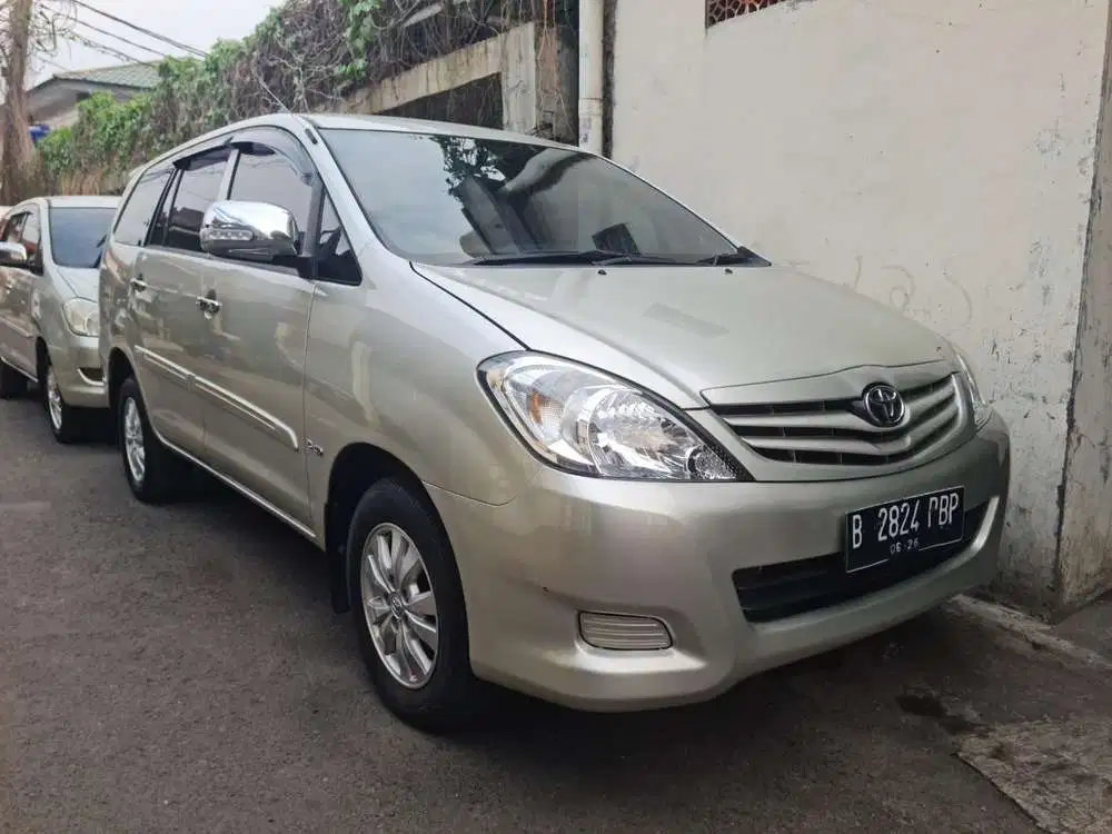Toyota Kijang Innova 2011 Diesel