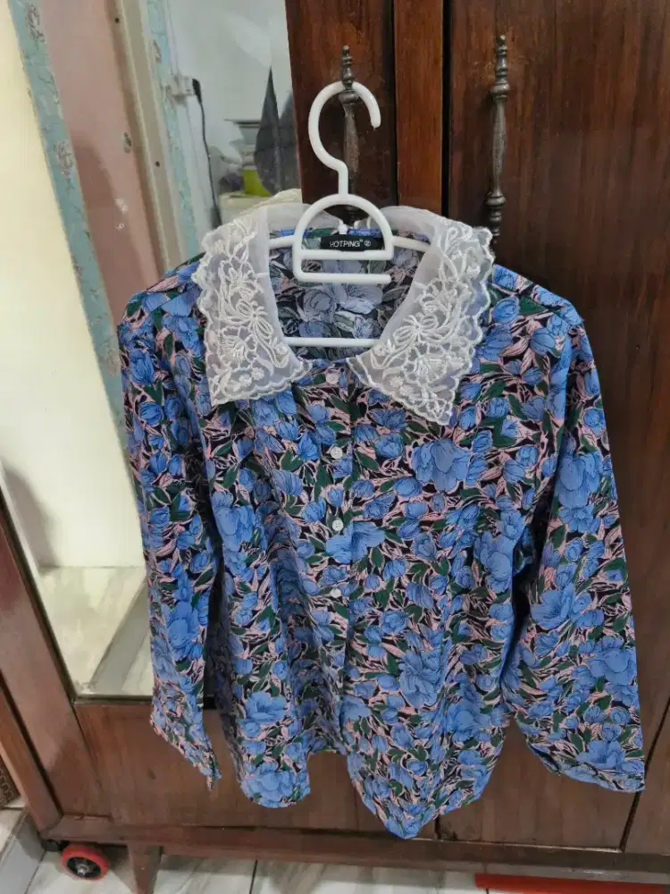 Aneka Blouse, Dress mini dan Jaket