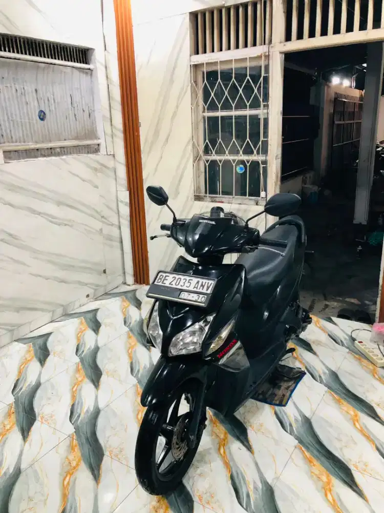 HONDA VARIO ISTIMEWA 2010 Pajak Hidup